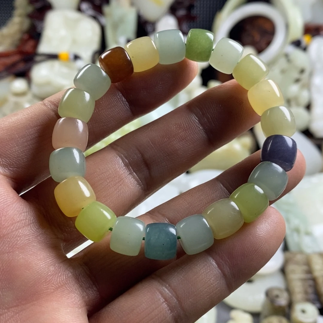 和田玉（糖玉）未镶嵌颈饰