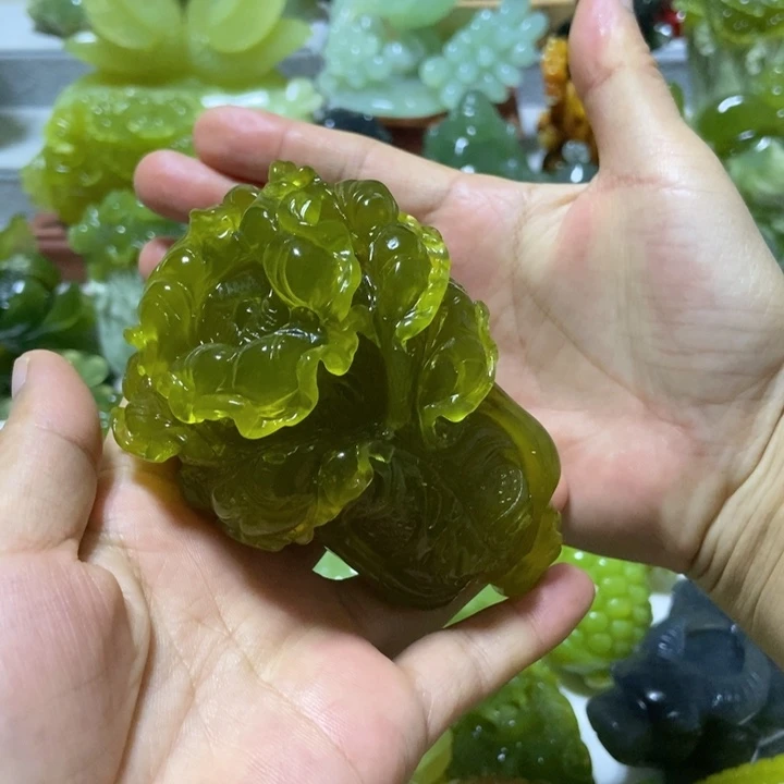 【闪购商品】未镶嵌蛇纹石玉把件盛**年