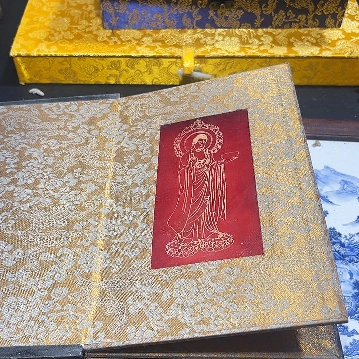 底槽青一物一图发货，支持七天无理由。