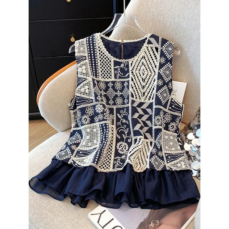 东方玫慧子25258新款小衫刺绣钩花下摆荷叶边缕空无袖背心