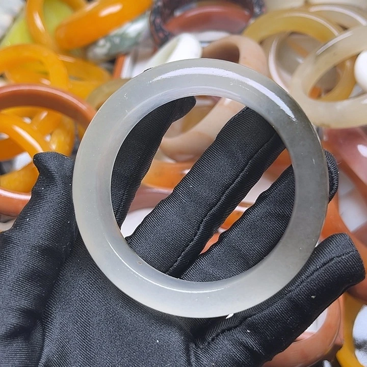 未镶嵌和田玉珠宝奇石阳****。