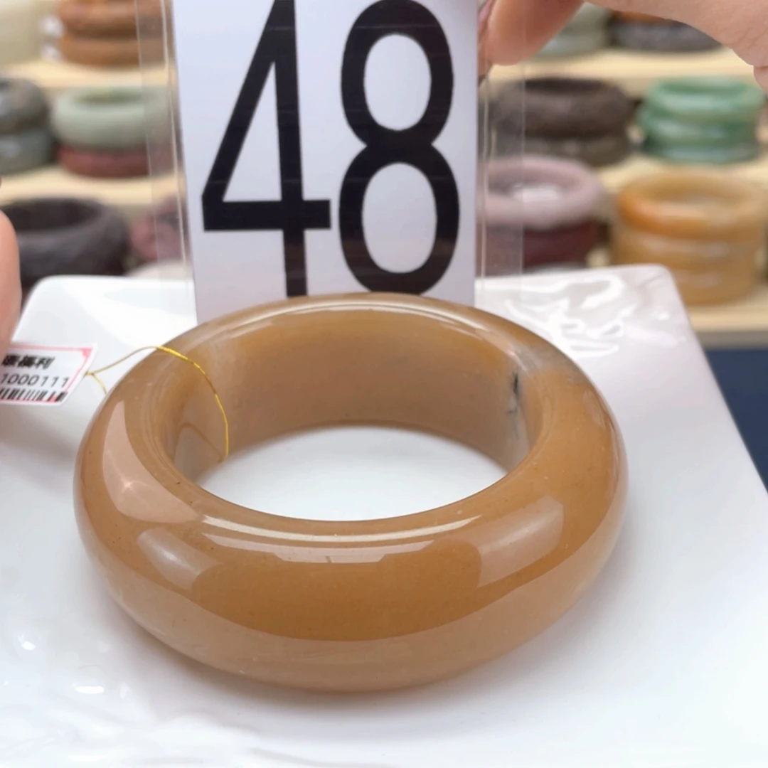 【闪购商品】石英质玉手镯未镶嵌