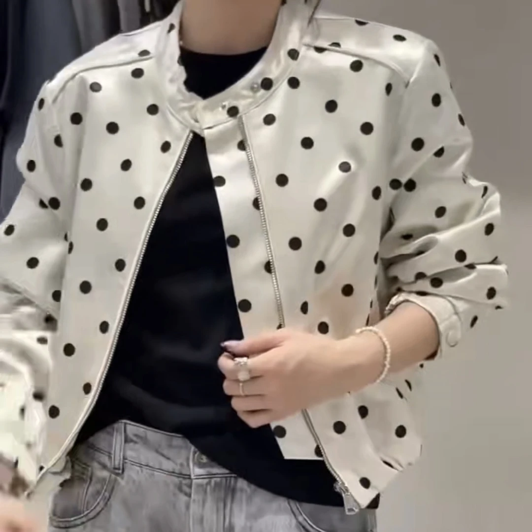 上衣小香风时尚春季印花拉链女装短外套梦幻风黑白慵懒风气质