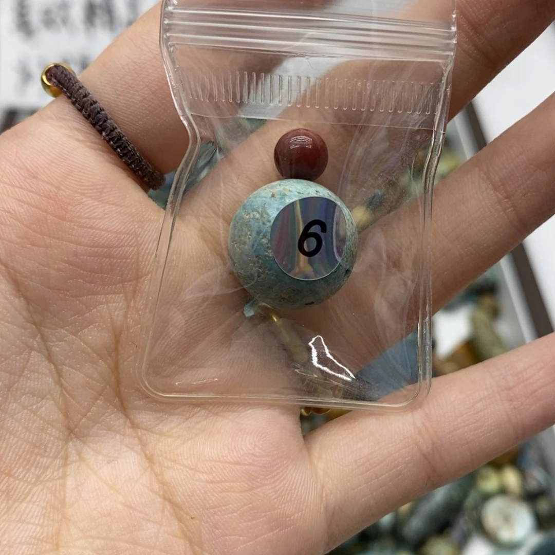 南红玛瑙未镶嵌珠宝奇石