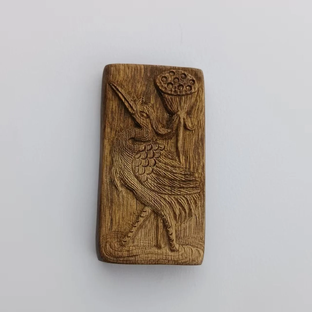 lot23-菩萨奇软丝沉香-佛牌-25*46mm