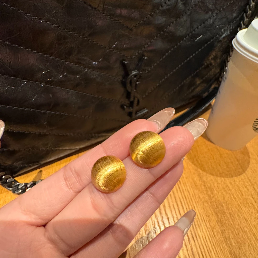 925银耳饰 HUAHUA·巨巨巨重工拉丝小球球秋冬氛围感绝了！百搭轻奢