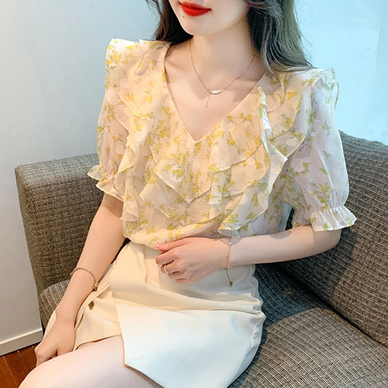 V领荷叶边碎花雪纺衫甜美减龄短袖衬衫女夏季设计感洋气小衫上衣