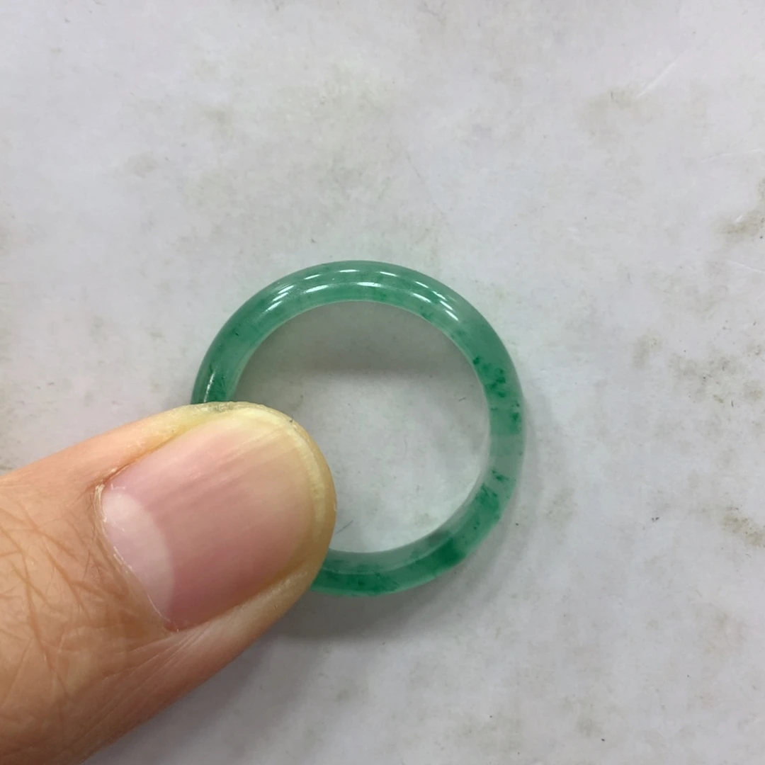 石英质玉戒圈未镶嵌