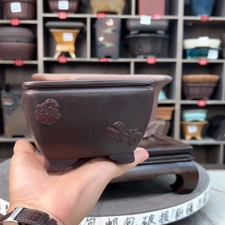紫砂花盆紫砂的味道很好喝