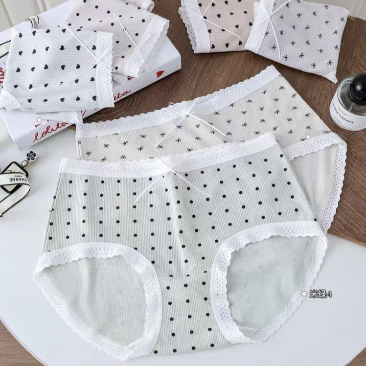 夏季简约薄款日系印花中腰女士舒适透气三角内裤D400无痕柔软短裤