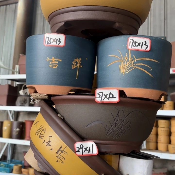 紫砂花盆100-6。