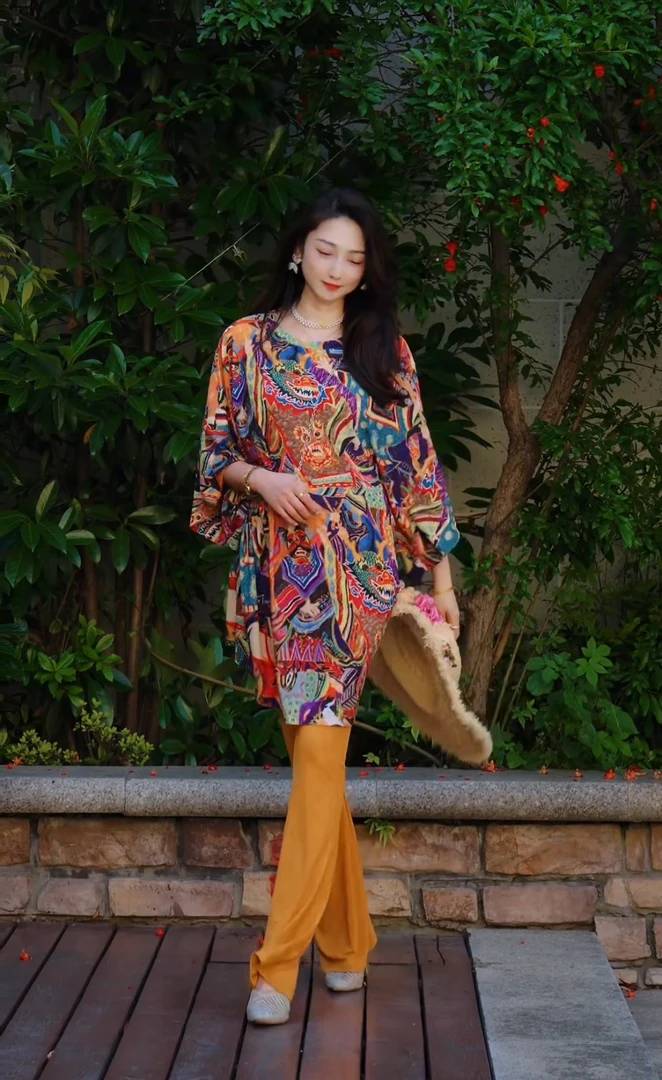 HZHJ原创 龙兽阔版长袖款上衣高端洋气优雅（单独上衣）1964时尚