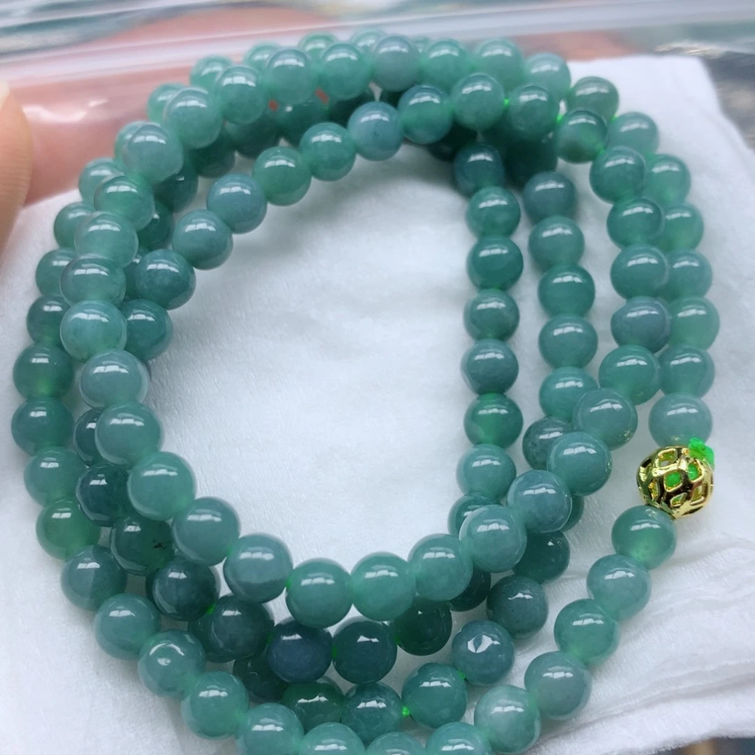 翡翠颈饰未镶嵌手串