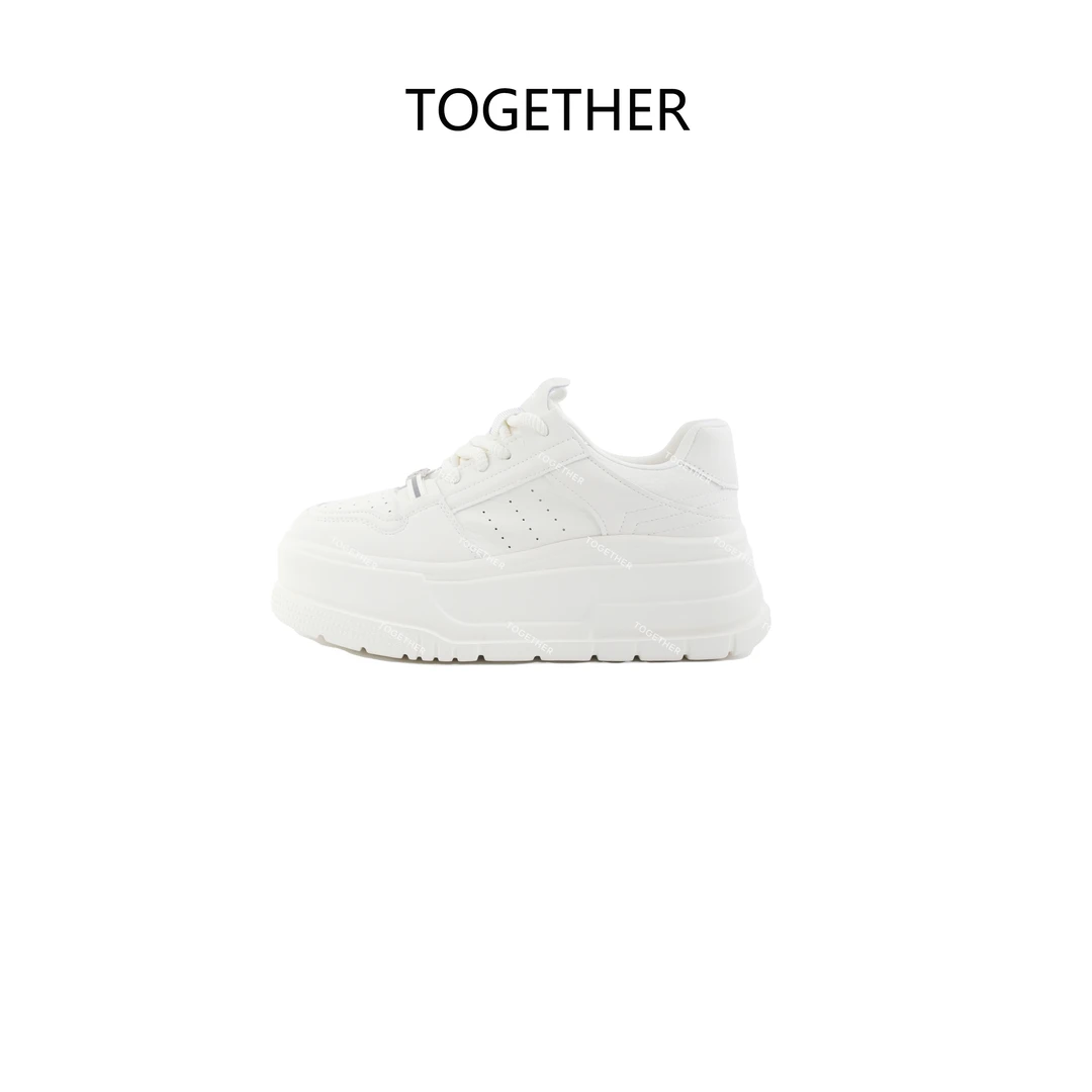 羊皮版厚底增高小白鞋轻便软底休闲鞋 跟高5.5cm 4125