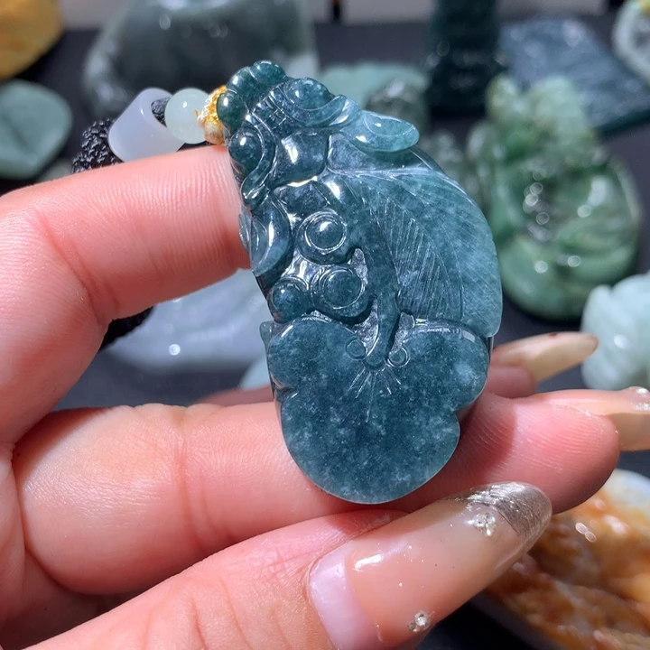 翡翠未镶嵌颈饰保真天然A货翡翠