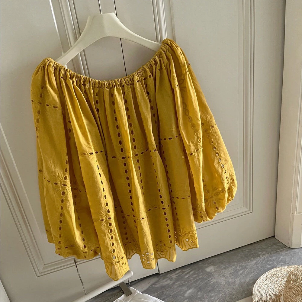 法式气质镂空一字肩3122长袖衬衫女春夏设计感灯笼袖宽松露肩上衣