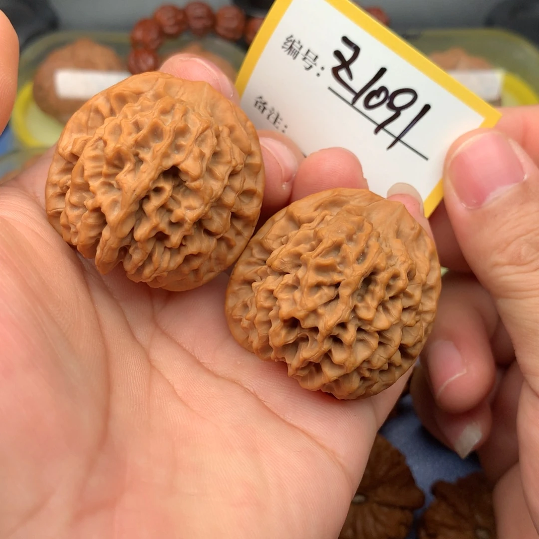 文玩核桃把件39.5秦闷1091