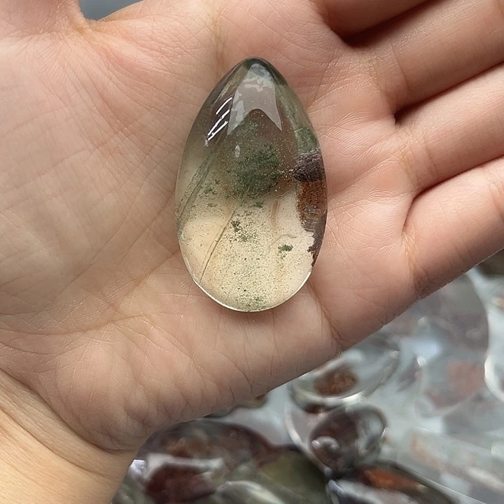未镶嵌吊坠(赠链)水晶