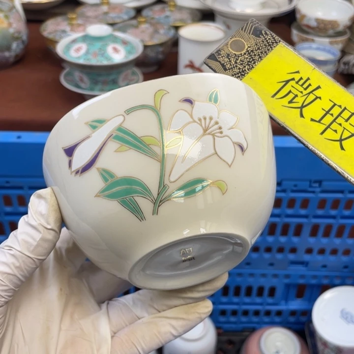 他家瓷器真美…开播了