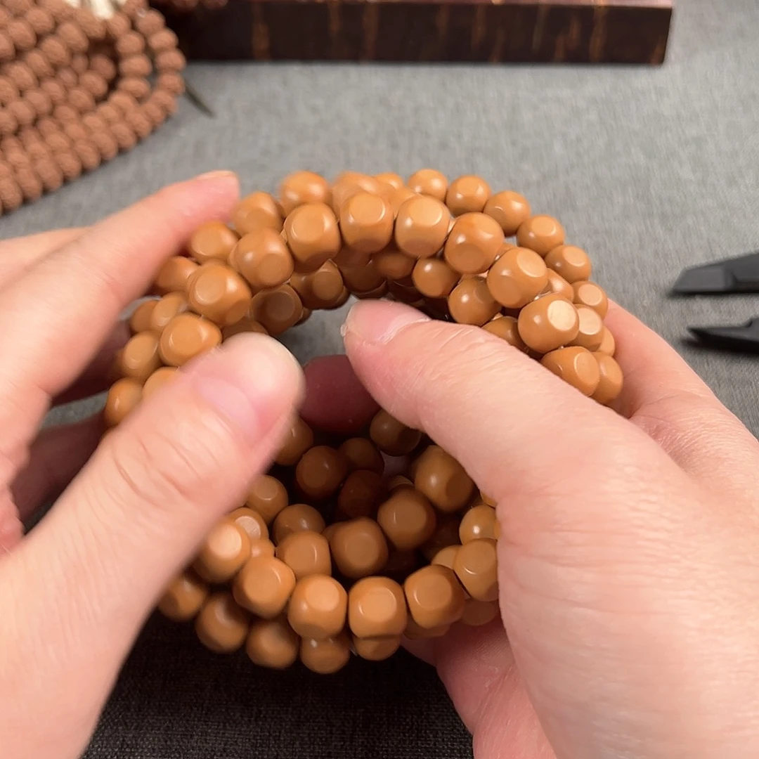 猴头核桃吊坠猴头小六方