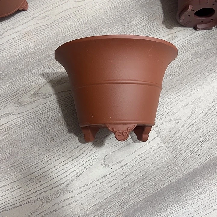 紫砂花盆微瑕腰线云足红色