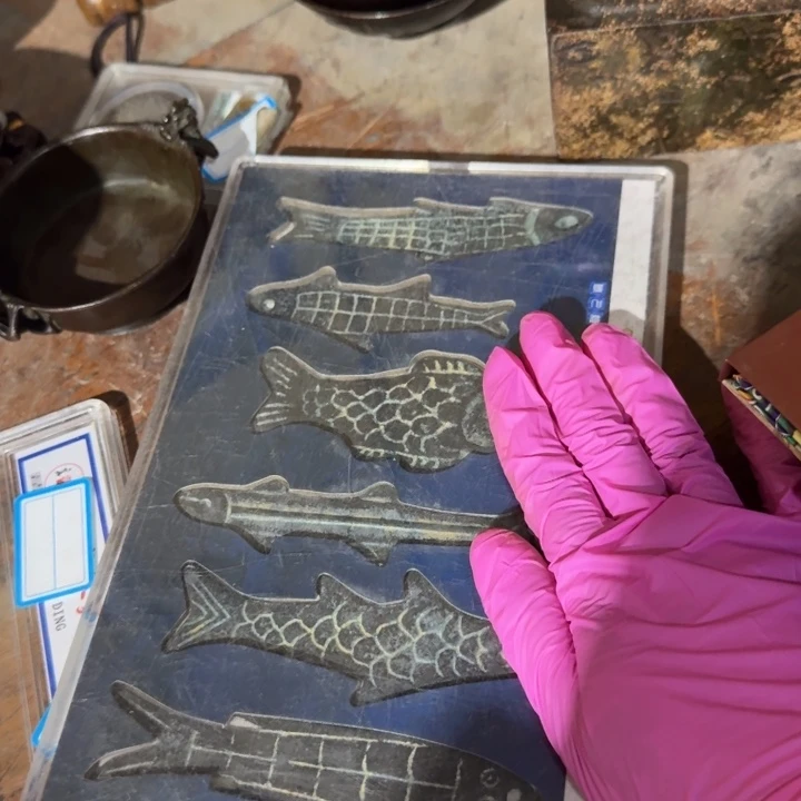 亚克力六个小鱼炸漏一个