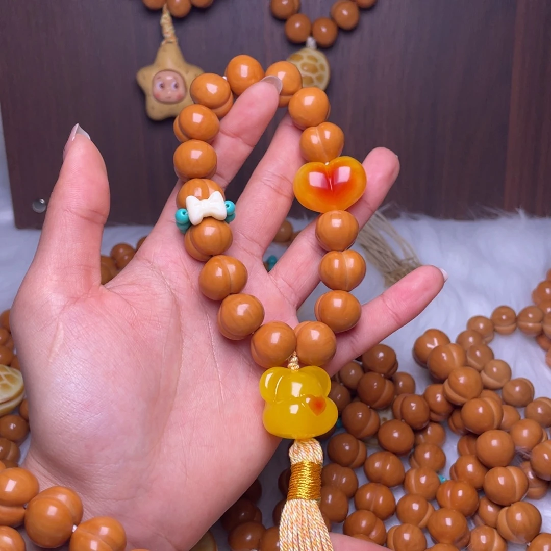 猴头核桃吊坠16手工柯基屁桃手持