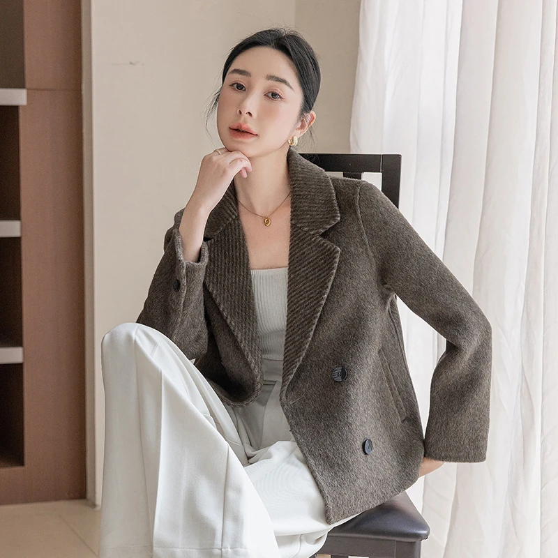 爆款小西服100%羊毛短外套女秋冬2025新款百搭高端修身毛呢大衣
