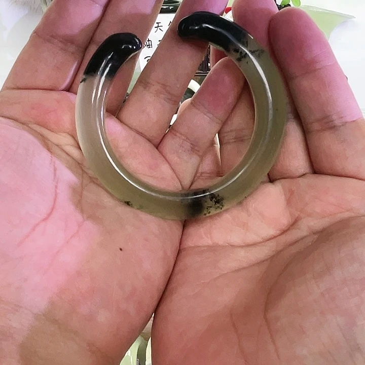 蛇纹石玉手镯未镶嵌厚**司