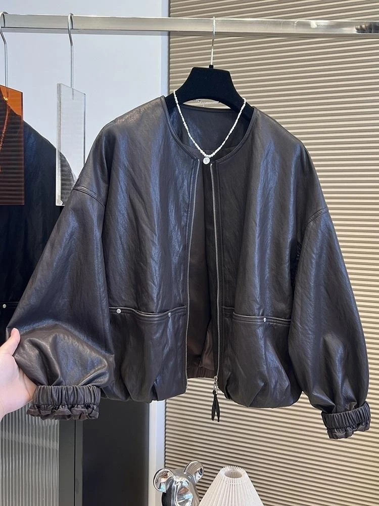 高端欧货2025秋冬新款圆领拉链双口袋水洗pu蛋白皮衣女夹克短外套