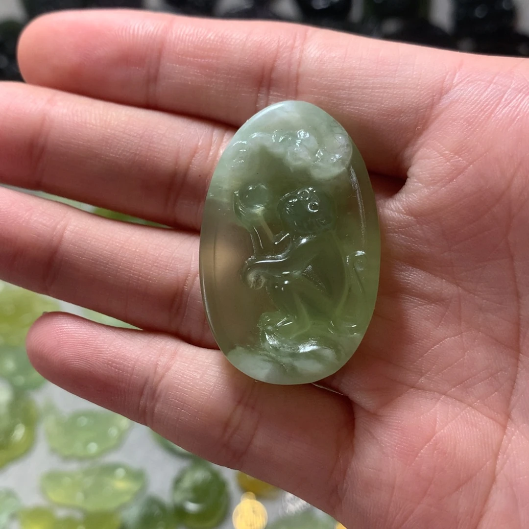 蛇纹石玉合金颈饰