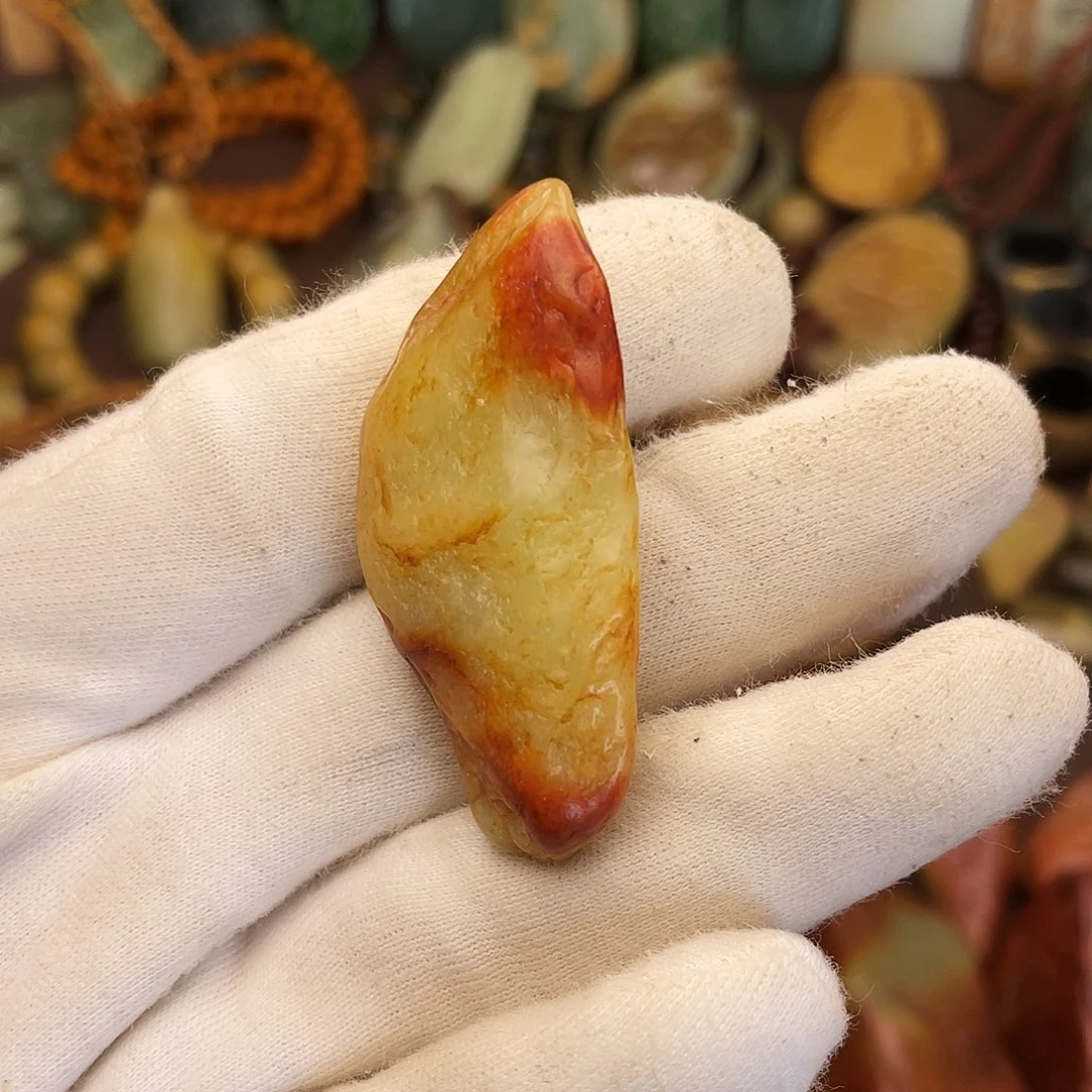 岫岩河磨玉（透闪石质玉）未镶嵌颈饰