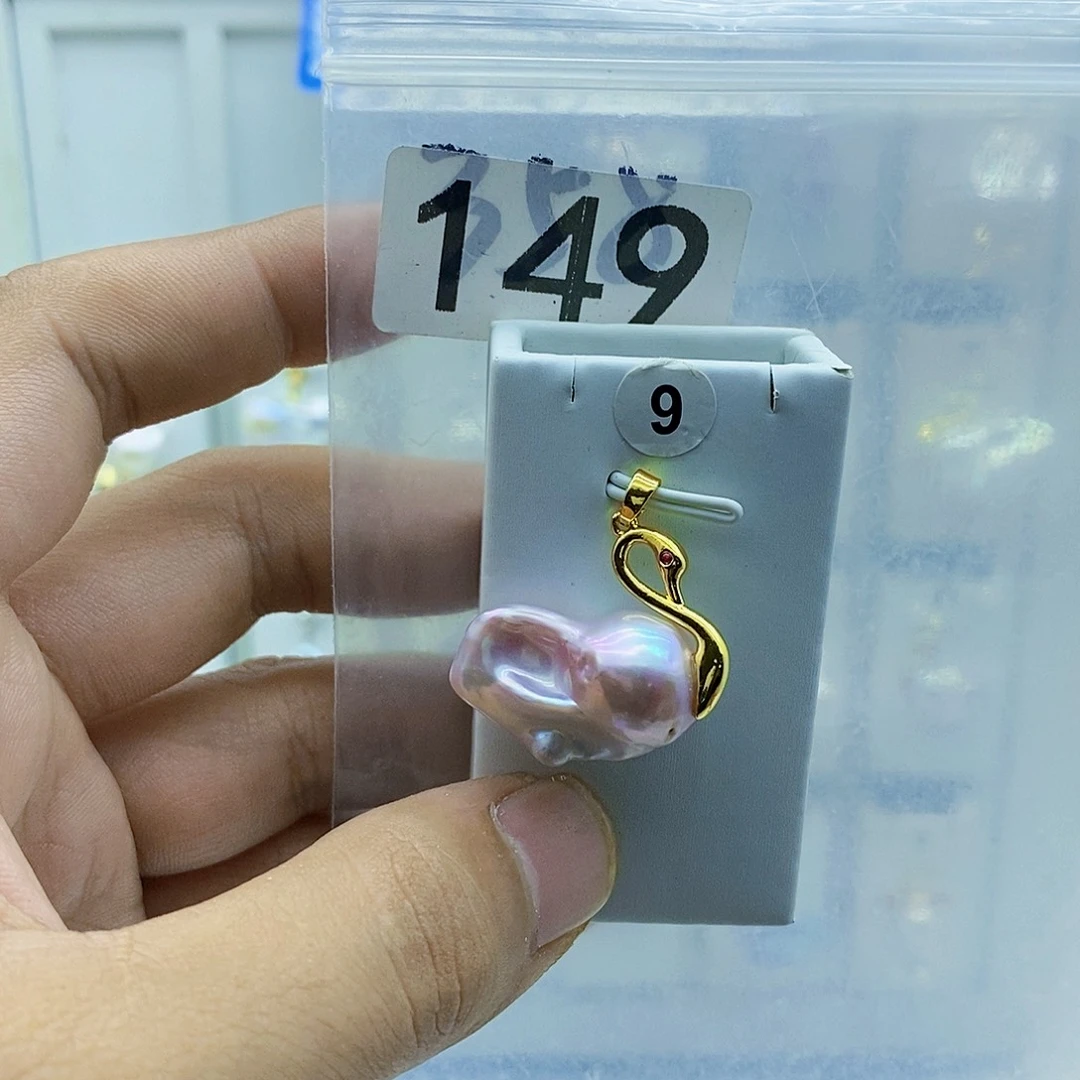 淡水珍珠颈饰合金