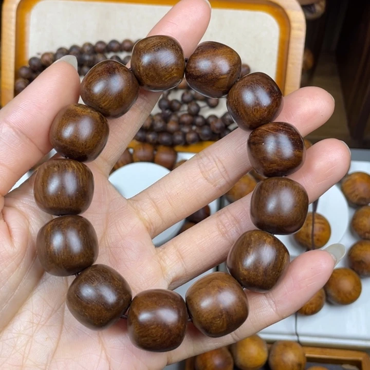 贡木手串/手链劉**顺手串手串