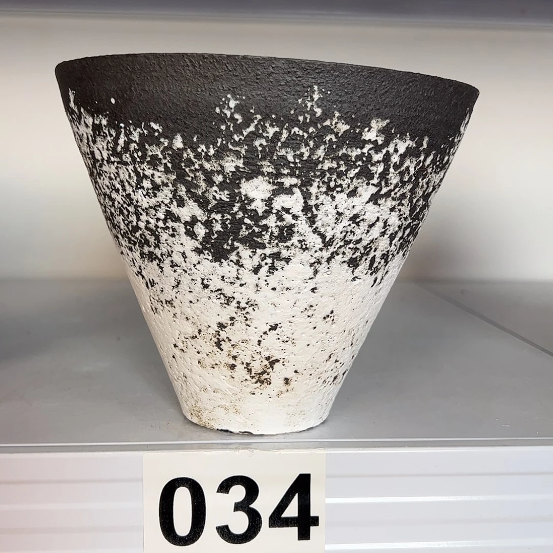 口径16高度14有孔