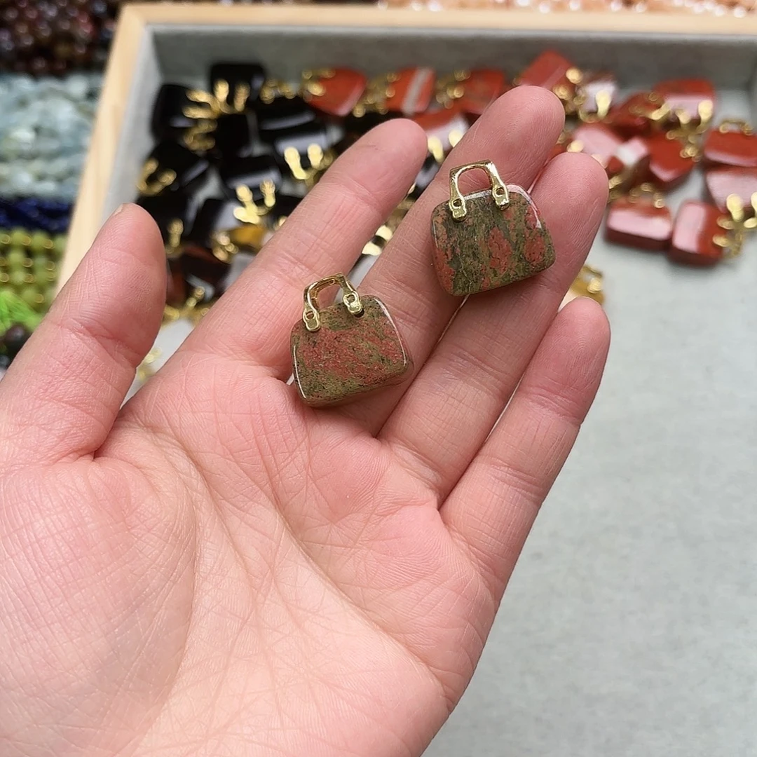 玛瑙/玉髓未镶嵌珠宝半成品花绿包包2颗