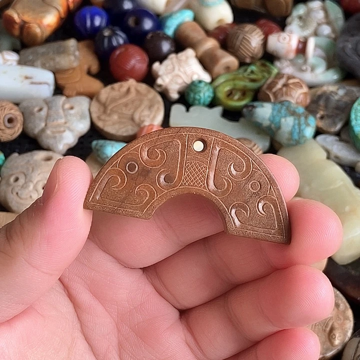 和田玉未镶嵌颈饰41