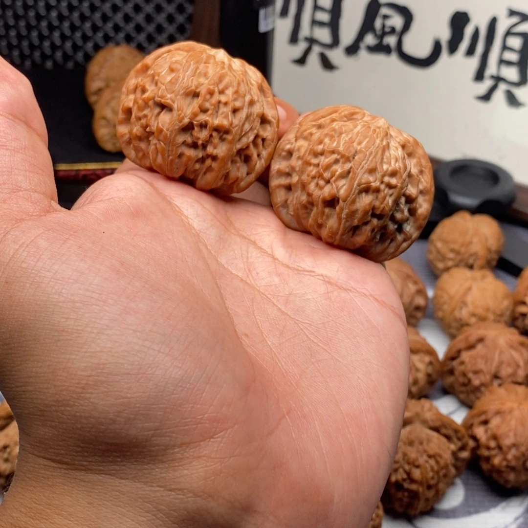 有***思把件文玩核桃房山正磨
