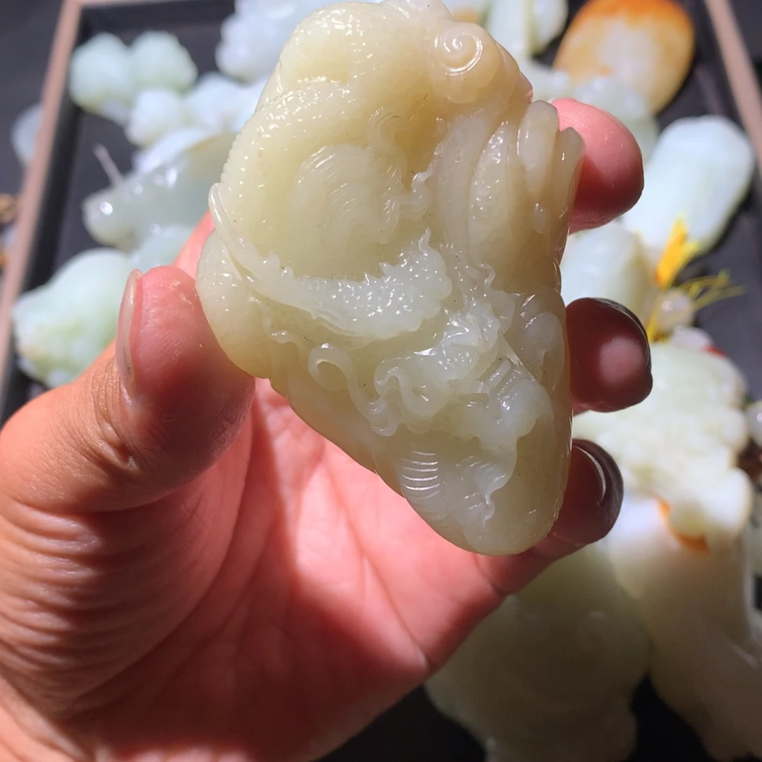 和田玉（糖玉）未镶嵌挂件