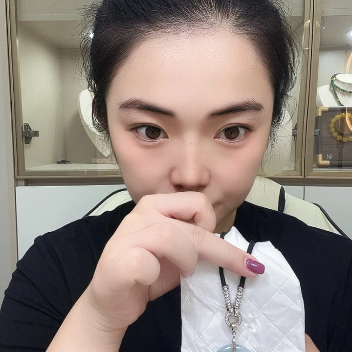 翡翠未镶嵌颈饰1280
