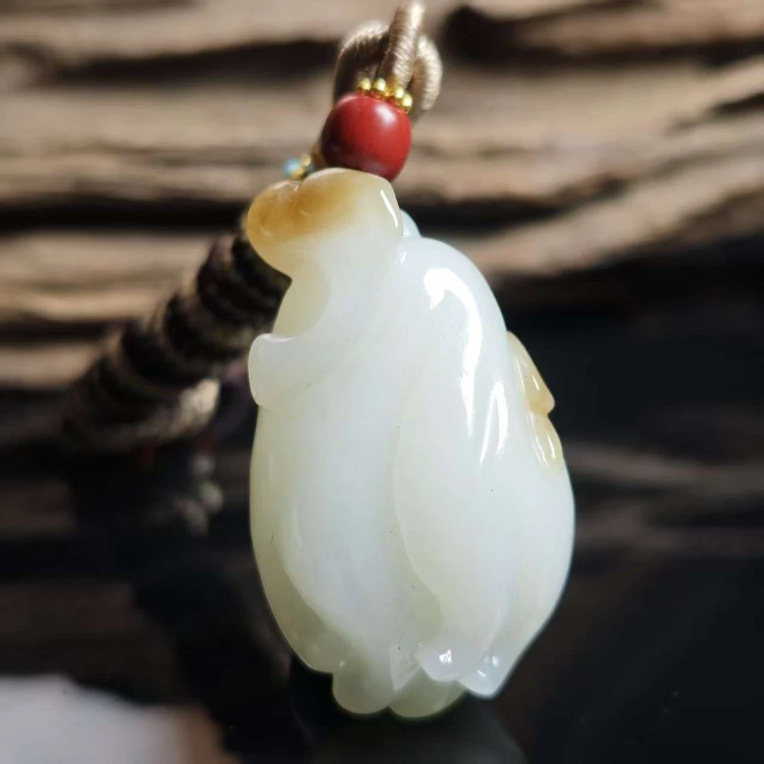 lot5588 佛手 和田玉糖白玉 40.7*23.9*18.9mm 29.3g