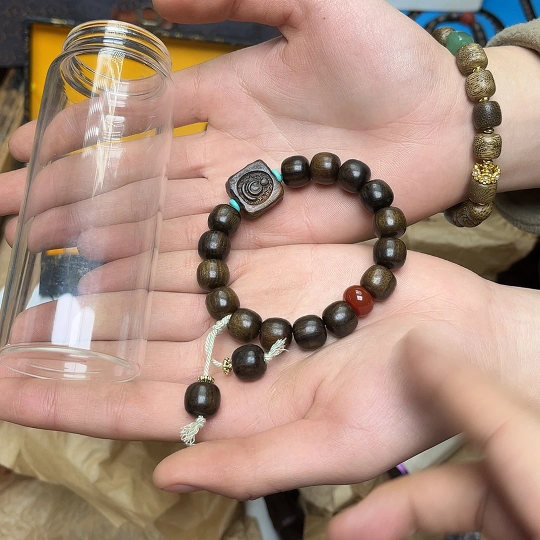 大叶紫檀（黑酸枝木类）