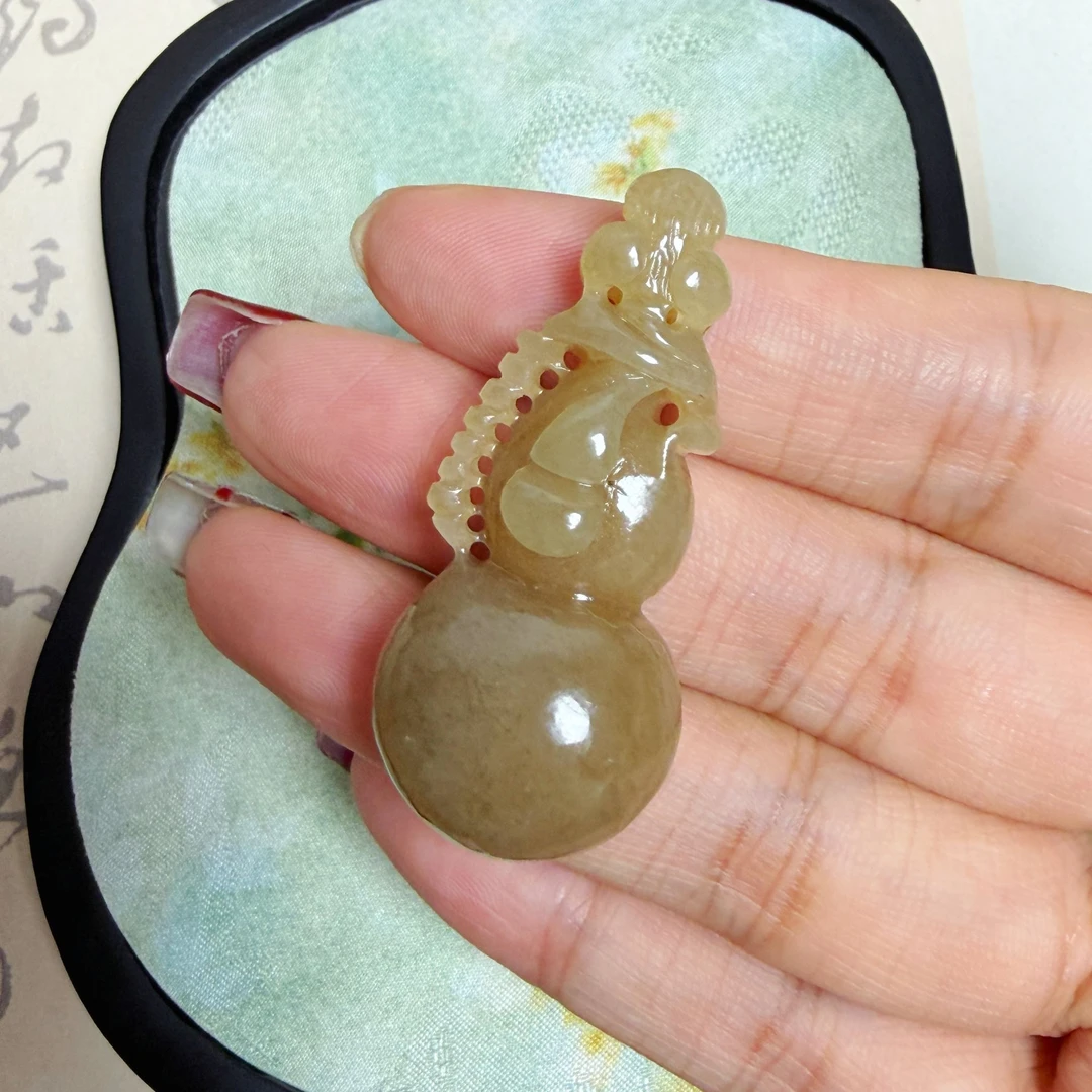 天然和田玉手工雕刻葫芦吊坠质地油润福禄满满生日礼物送男友礼物