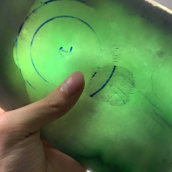 定制翡翠未镶嵌翡翠裸石