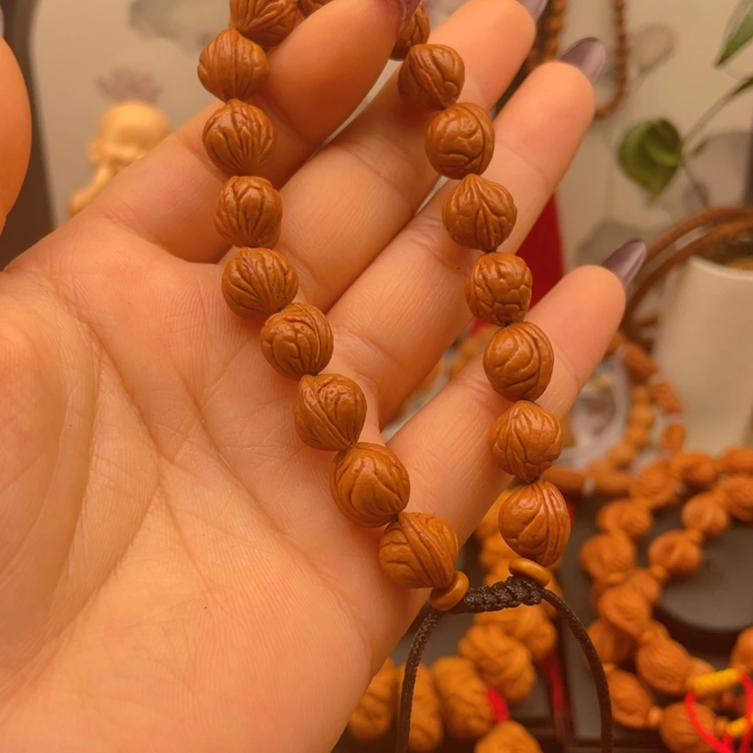 桃核手串野生玉龙脊1.1尺