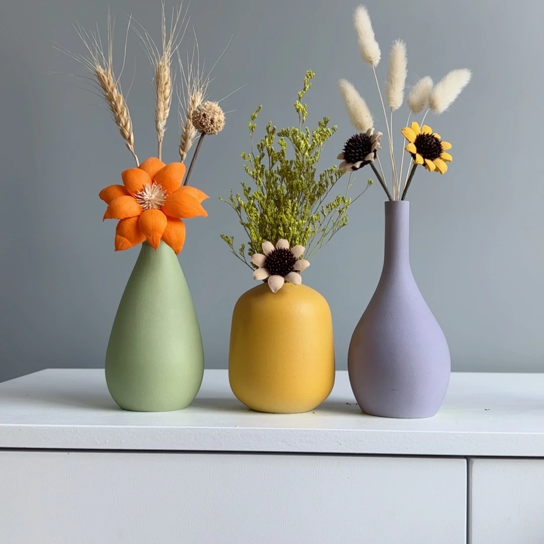 摆件陶瓷小花瓶摆件含花总高约20-30cm