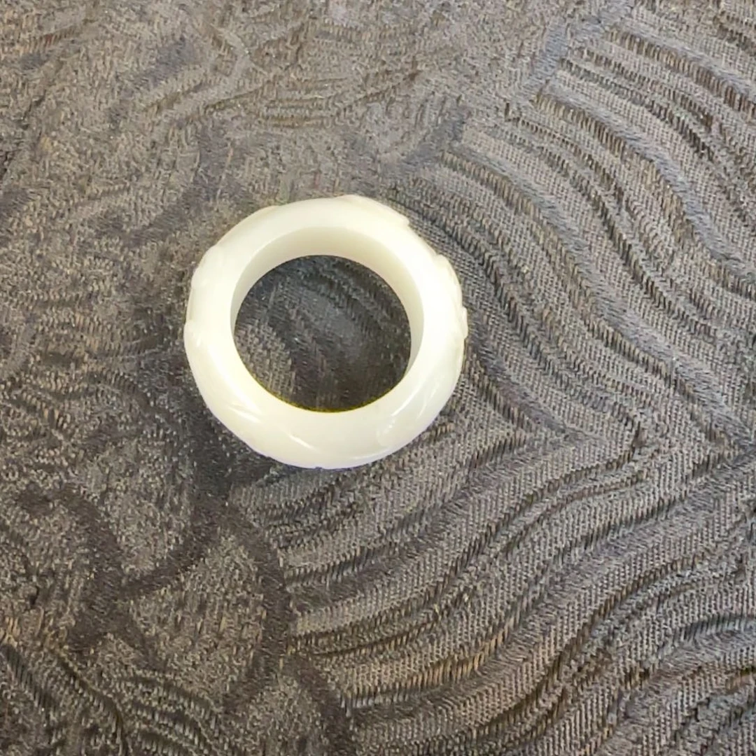 悠***山和田玉（糖玉）未镶嵌颈饰