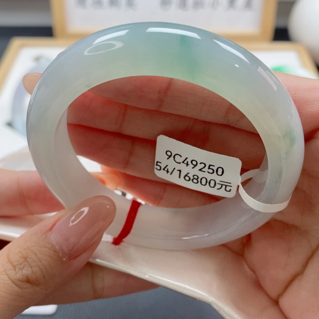 未镶嵌手镯翡翠天然A货翡翠手镯