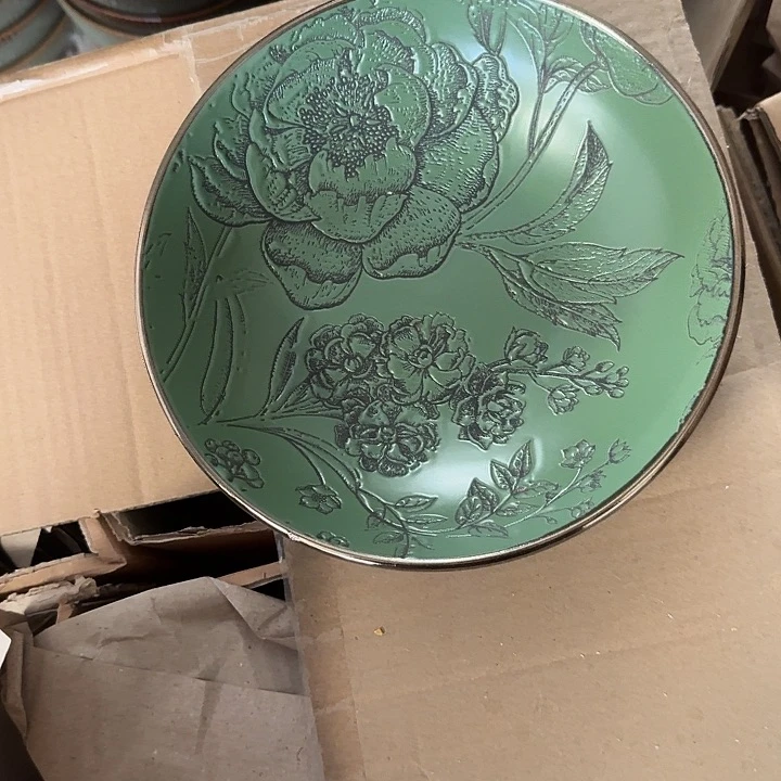 搪瓷浮雕手绘粗陶碗