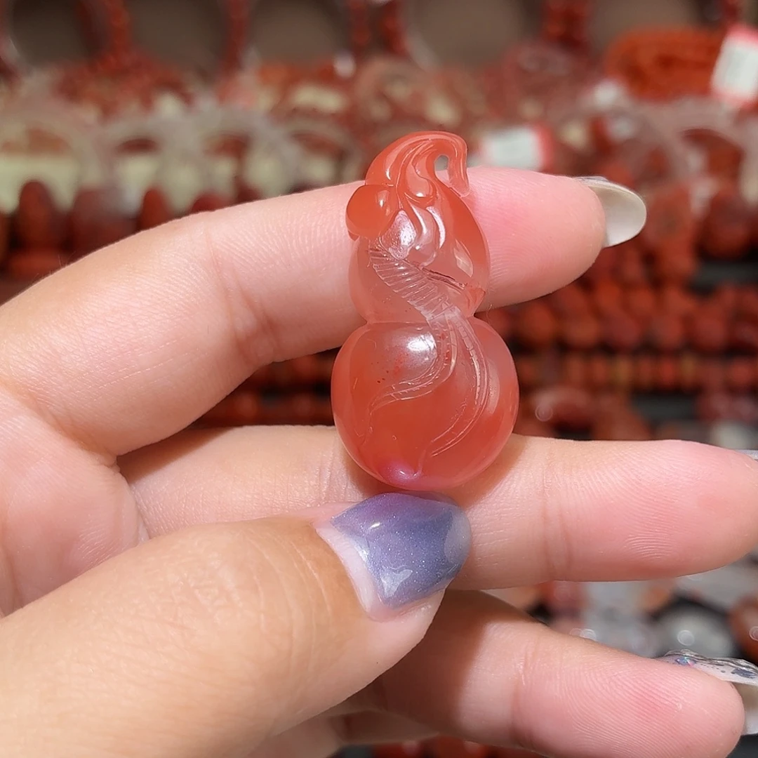 南红玛瑙未镶嵌颈饰大葫芦